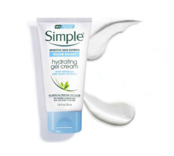 Simple SENSITIVE SKIN EXPERTS WATER BOOST micellar facial gel wash For Dehydrated Dry Skin with minerals and plant extract, No artificial perfume or colour For DEHYDRATED DRY SKIN